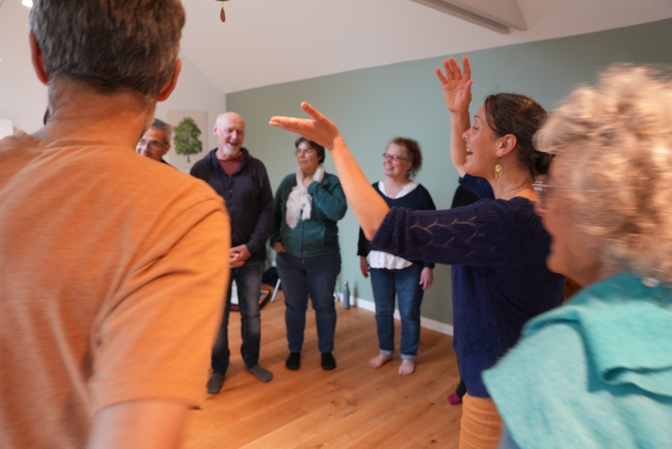 Photo d'un atelier de chant improvisé collectif